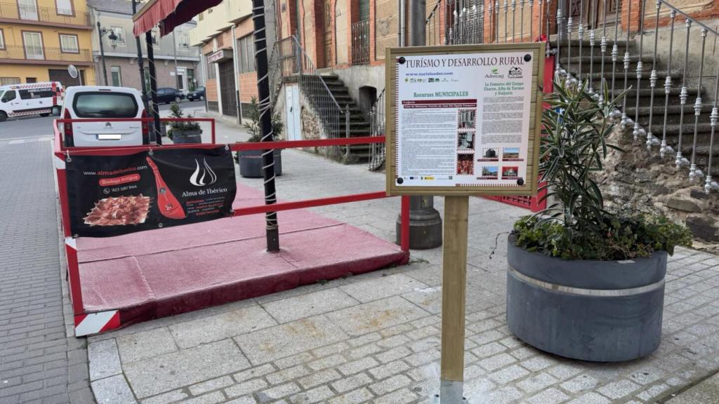 Senalizacion turistica en Guijuelo