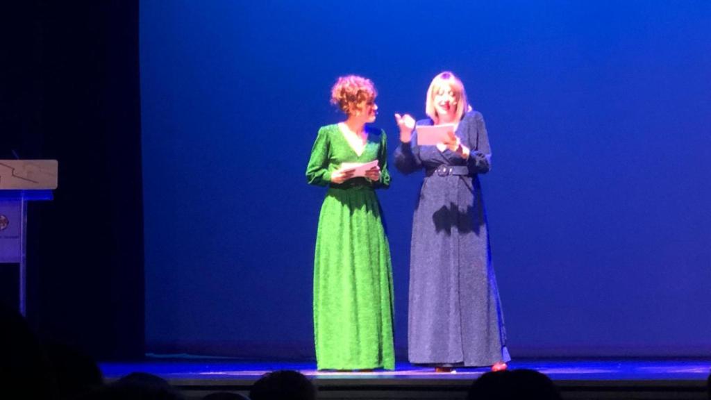 Alba Frechilla y María Negro, integrantes de Valquiria Teatro