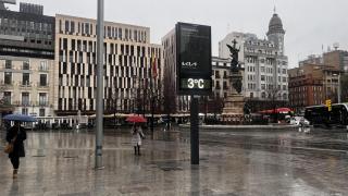 Un día de lluvia en Zaragoza.