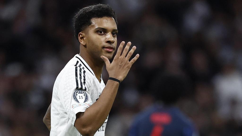 Rodrygo celebra uno de sus goles contra el Red Bull Salzburgo
