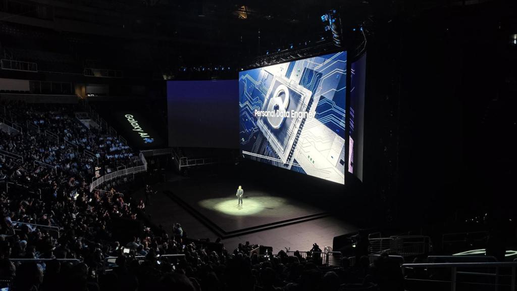 Samsung Personal Data Engine