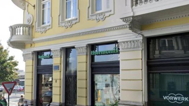 Cierra la tienda de Thermomix en A Coruña, situada en el emblemático bajo de Torres y Sáez