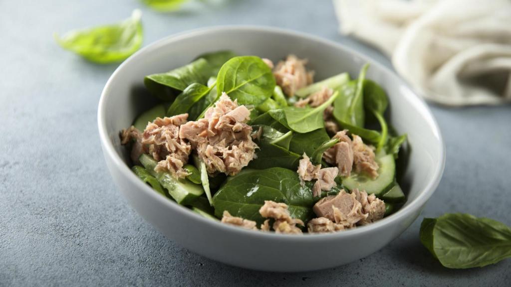 Espinacas y atún.