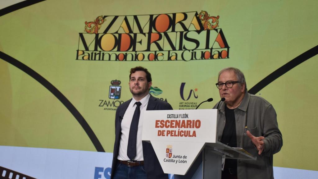 El diputado de Turismo, Victor López de la Parte, y el concejal de Turismo, Christoph Strieder FITUR 2025