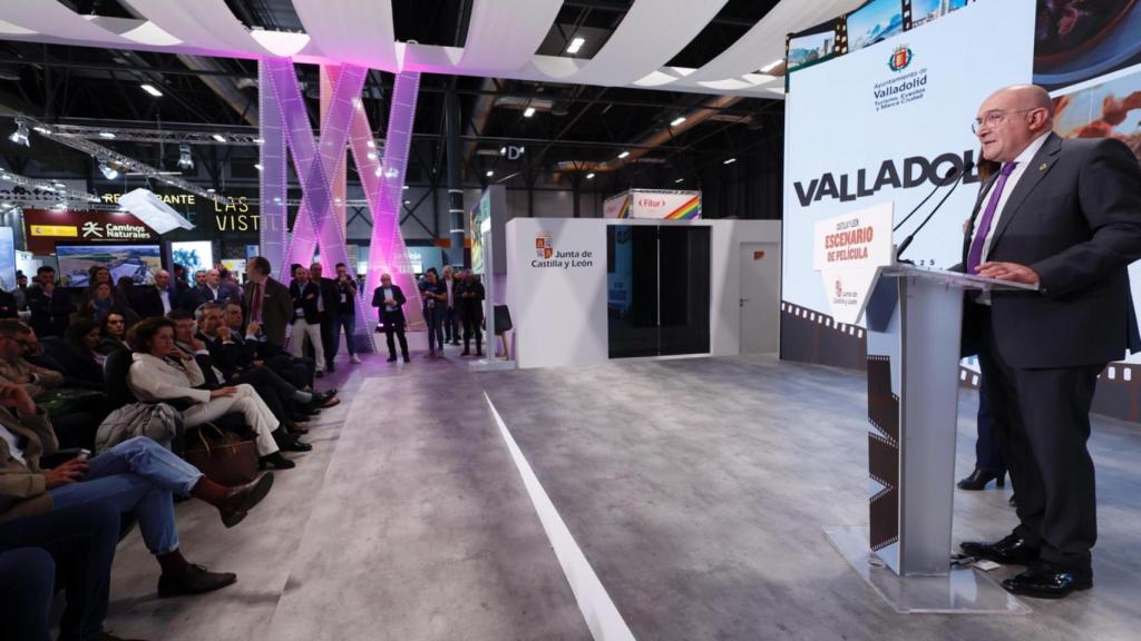 Jesús Julio Carnero durante la presentación en Fitur