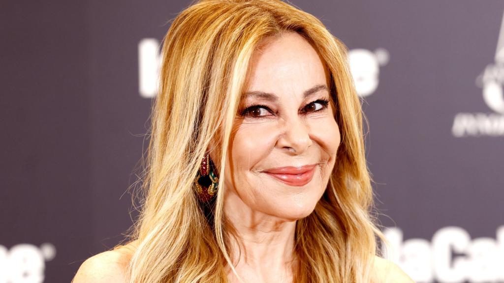 La actriz y presentadora Ana García Obregón en un evento público en Madrid, en noviembre de 2023.