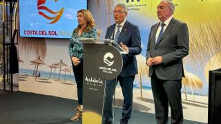 Francisco Salado en la rueda de prensa en Fitur junto a Esperanza González y Antonio Díaz.