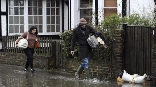 Imagen de archivo de un temporal en Irlanda.