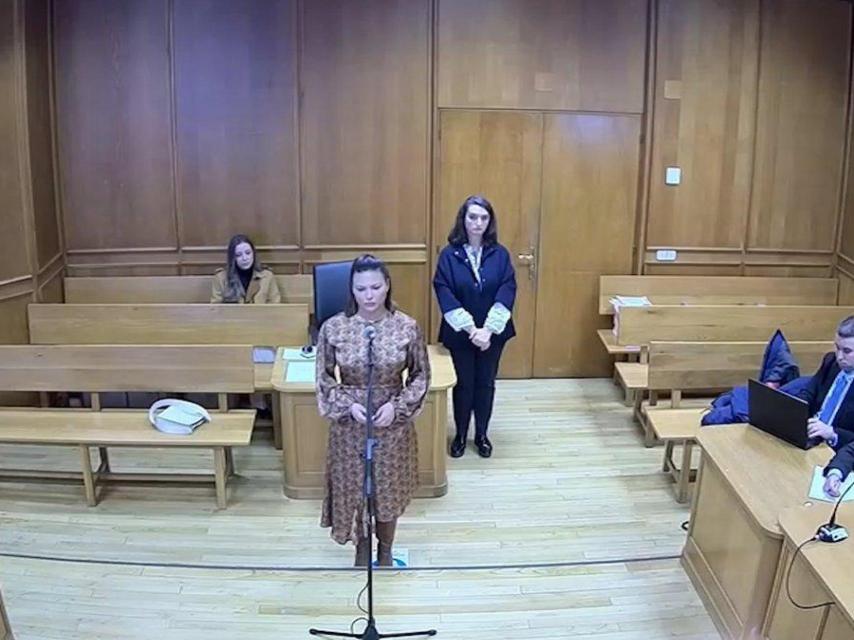 Imagen de la declaración de la actriz Elisa Mouliaá ante el juez, el pasado jueves.