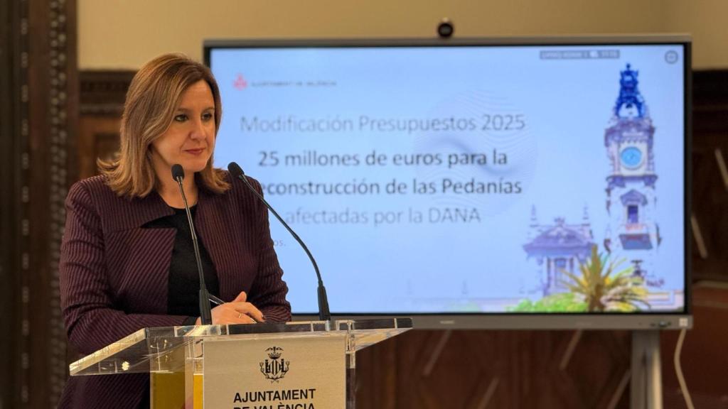 La alcaldesa de Valencia, María José Catalá, presenta la modificación presupuestaria de 25 millones para afrontar los daños provocados por la dana. EE