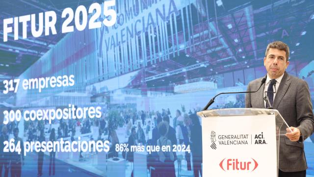 El presidente de la Generalitat, Carlos Mazón, durante el acto central del Día de la Comunitat Valenciana en Fitur, en IFEMA Madrid. EE