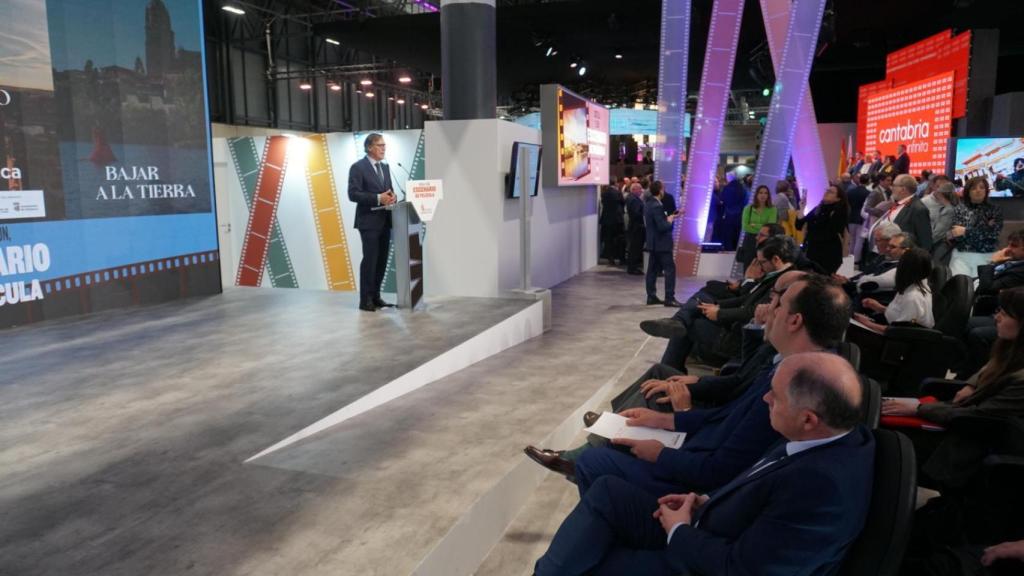 El alcalde de Salamanca, Carlos García Carbayo, presenta en FITUR la apuesta turística de la ciudad