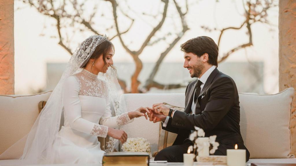 La princesa Iman de Jordania y su marido Jameel Alexander Thermiotis el día de su boda.