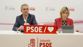 El senador por Valladolid Javier Izquierdo y la diputada vallisoletana Luisa Sanz, durante la rueda de prensa de este viernes