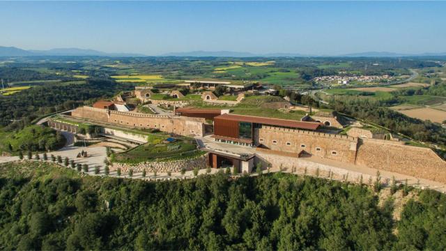 Los Hermanos Roca eligen en su castillo las mejores obras literarias (y gastronómicas) del mundo