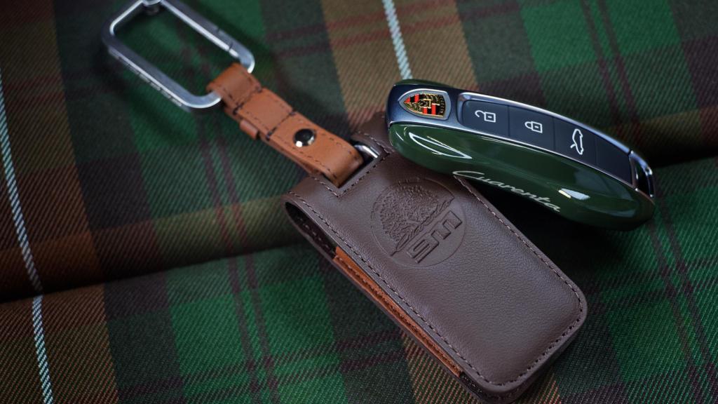 Llave del Porsche 911 Cuarenta Edition.