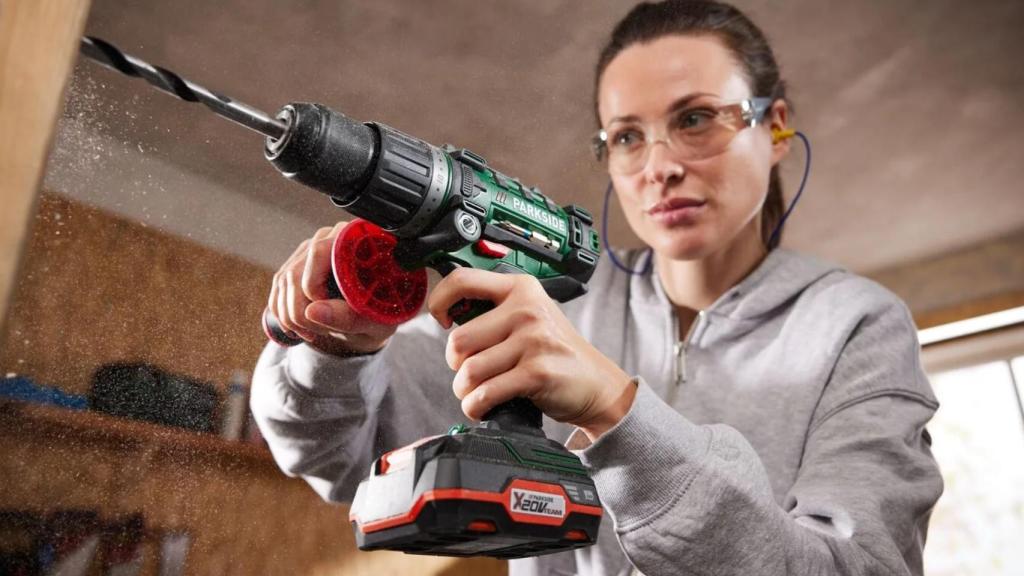 La atornilladora y taladradora de percusión recargable de Lidl.