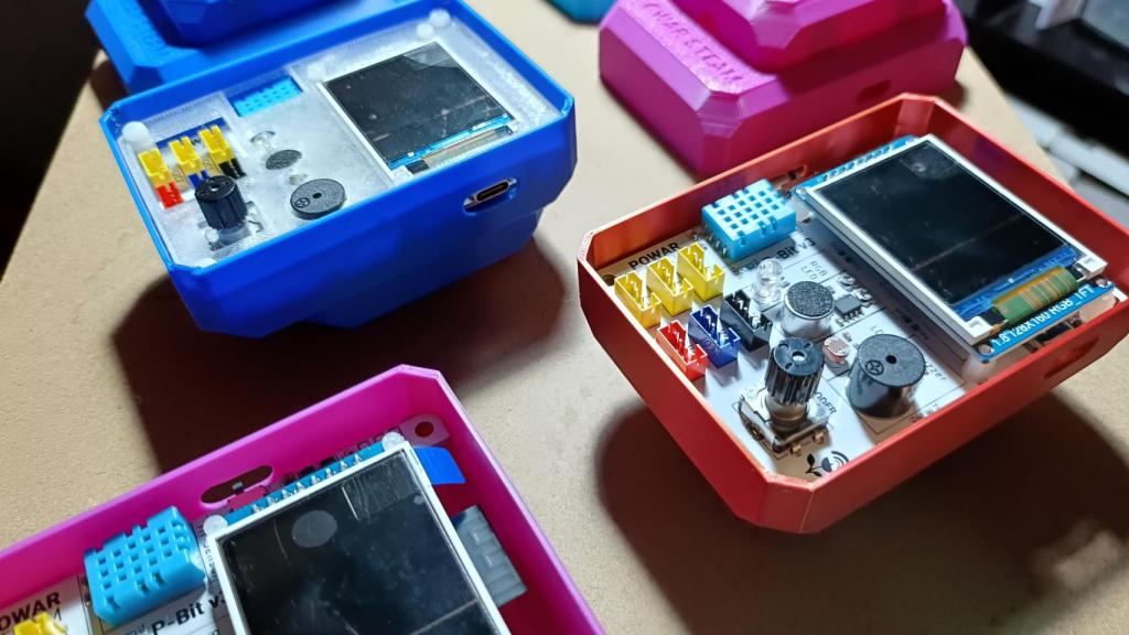 Dispositivos desarrollados por Powar Steam para fomentar la educación y formación medioambiental.
