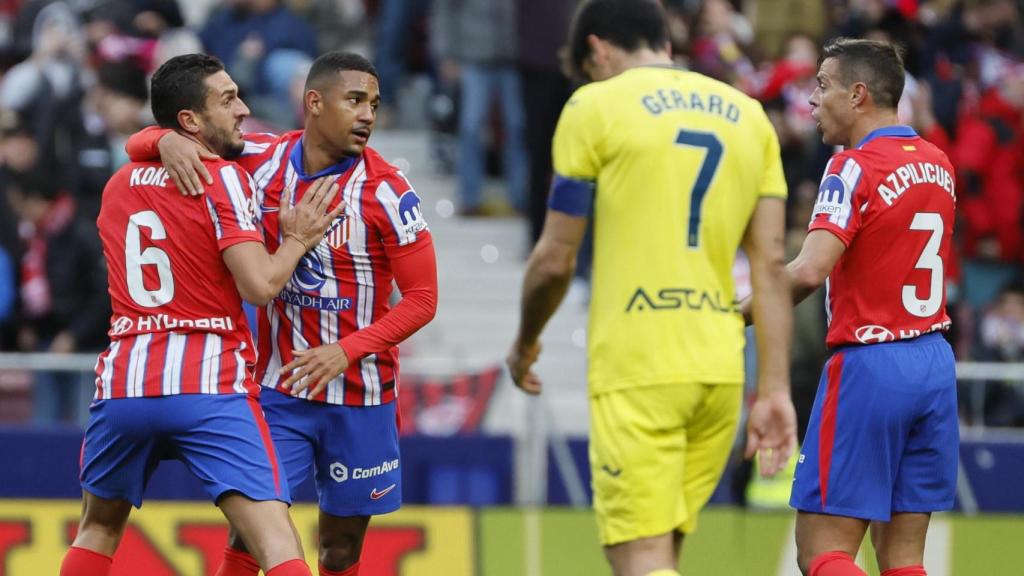Koke y Lino celebran el gol del empate ante el Villarreal.