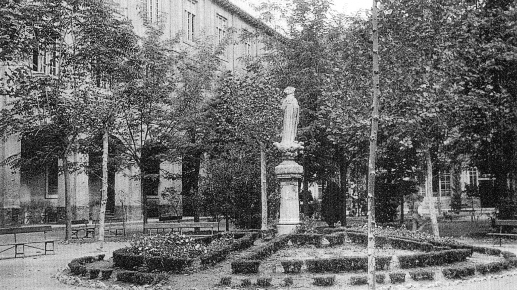 El patio del edificio donde estaban ubicadas las mujeres.