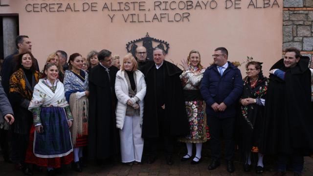 Autoridades en el octavo encuentro provincial de águedas de Zamora