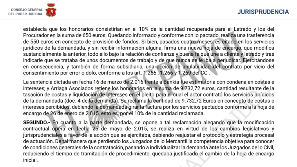 Extracto de la sentencia que declara nula una cláusula abusiva de Arriaga Asociados, destacando la retención indebida de 9.732,72 euros en costas e intereses, en un caso contra Bankia.