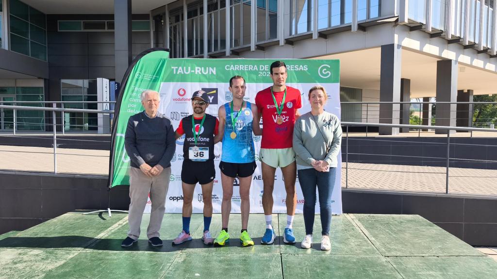 Imagen de la entrega de premios en la carrera del PTA.