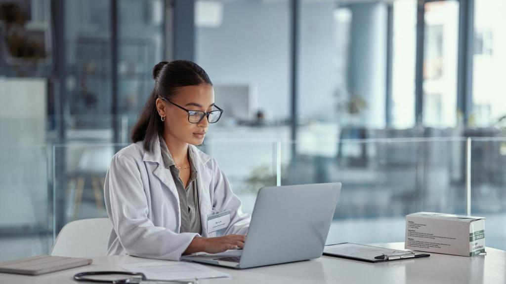 Las plazas varían según la comunidad autónoma.