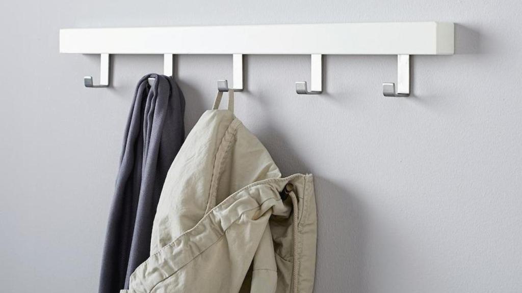 Colgador para puerta o pared.