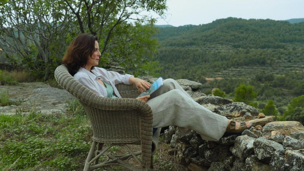 Aitana Sánchez-Gijón en un momento de la película 'Tierra baja', dirigida por Miguel Santesmases