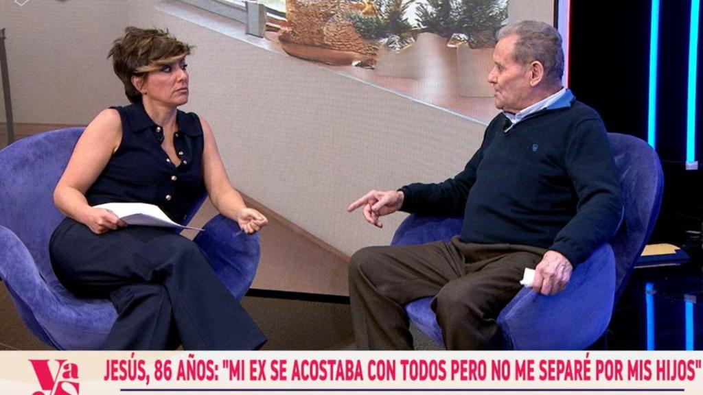 Sonsoles Ónega junto al entrevistado.