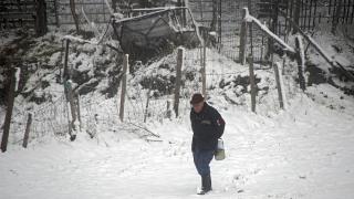 La comarca leonesa de los Argüellos amanece cubierta por la nevada de la noche anterior