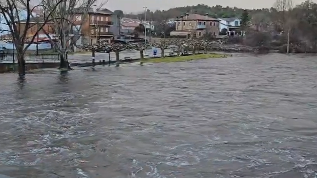 Rio Alberche a su paso por Navaluenga