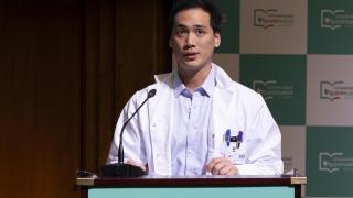 Siyuan Qian Zhang, Premio de Investigación Quirónsalud en la categoría de mejor investigador junior.