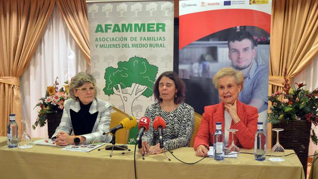 Fundación ONCE, Inserta Empleo y AFAMMER han renovado su convenio de colaboración.
