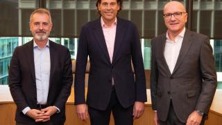 Marc Murtra, presidente de Telefónica; Lutz Schüler, consejero delegado de VMO2, y Ángel Vilá, consejero delegado de Telefónica.