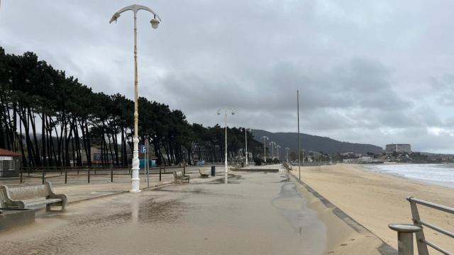 Imagen del paseo de Samil ese lunes.