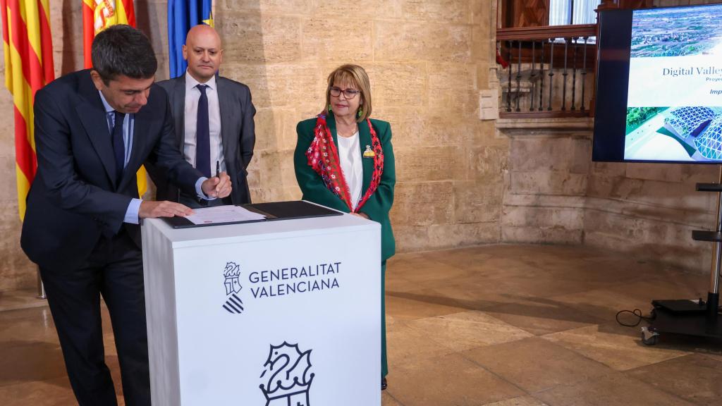 Firma del acuerdo. GVA