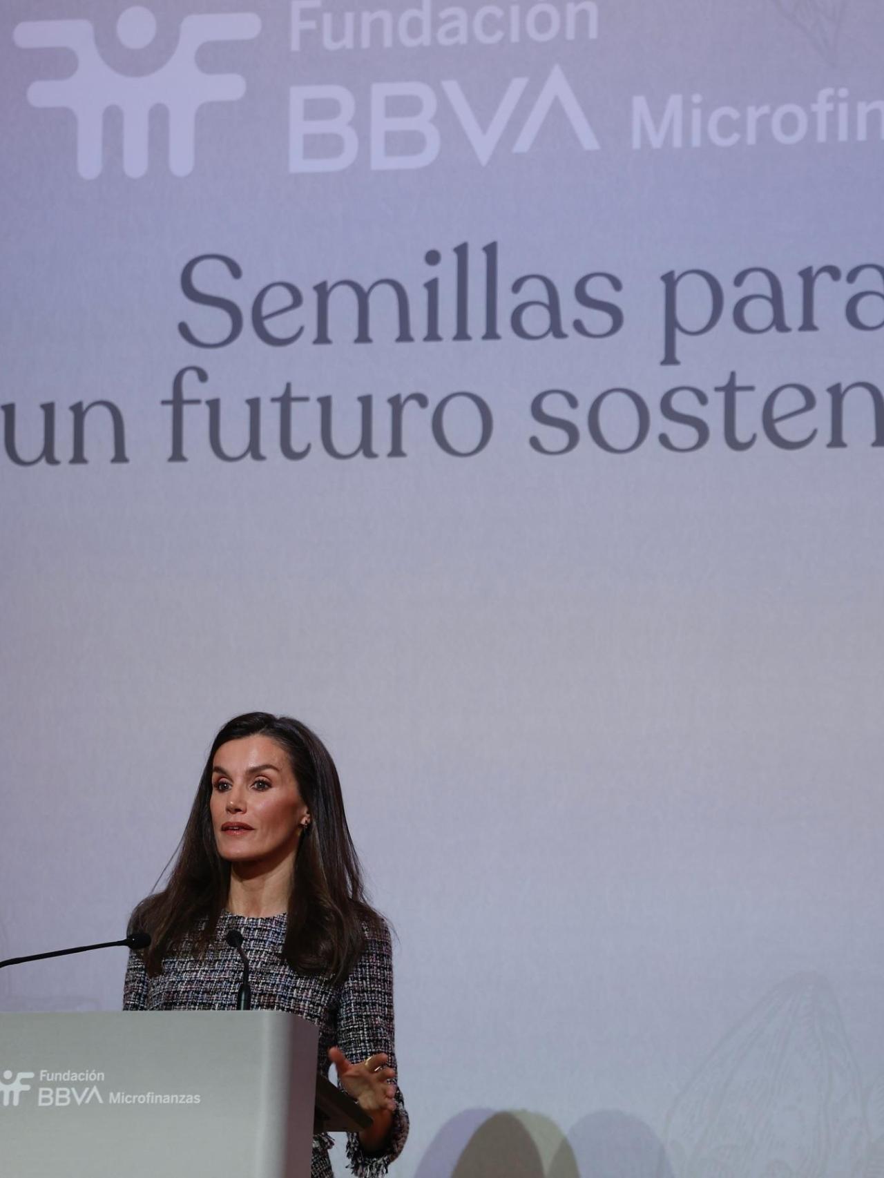 La Reina preside en Madrid el acto 'Semillas para un futuro sostenible' de la Fundación Microfinanzas BBVA.