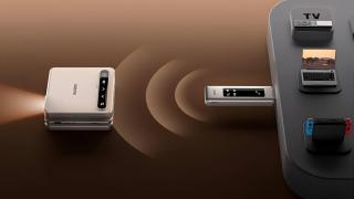 Este increíble proyector es lo mejor para llevar tus películas y series a cualquier parte: cabe hasta en un bolsillo