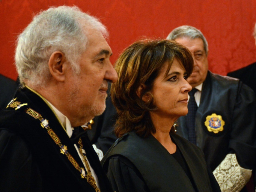 Cándido Conde-Pumpido y Dolores Delgado, en una imagen de archivo en el Tribunal Supremo.