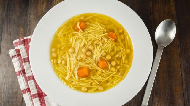 Este es el mejor restaurante de Sevilla para comer sopa, según la Guía Repsol: perfecta para los días de frío