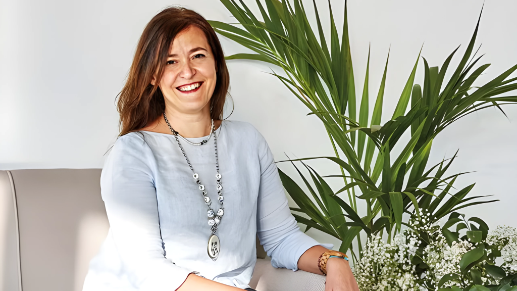 Esther Soriano Hoyuelos, directora general de Saint-Gobain Solutions.