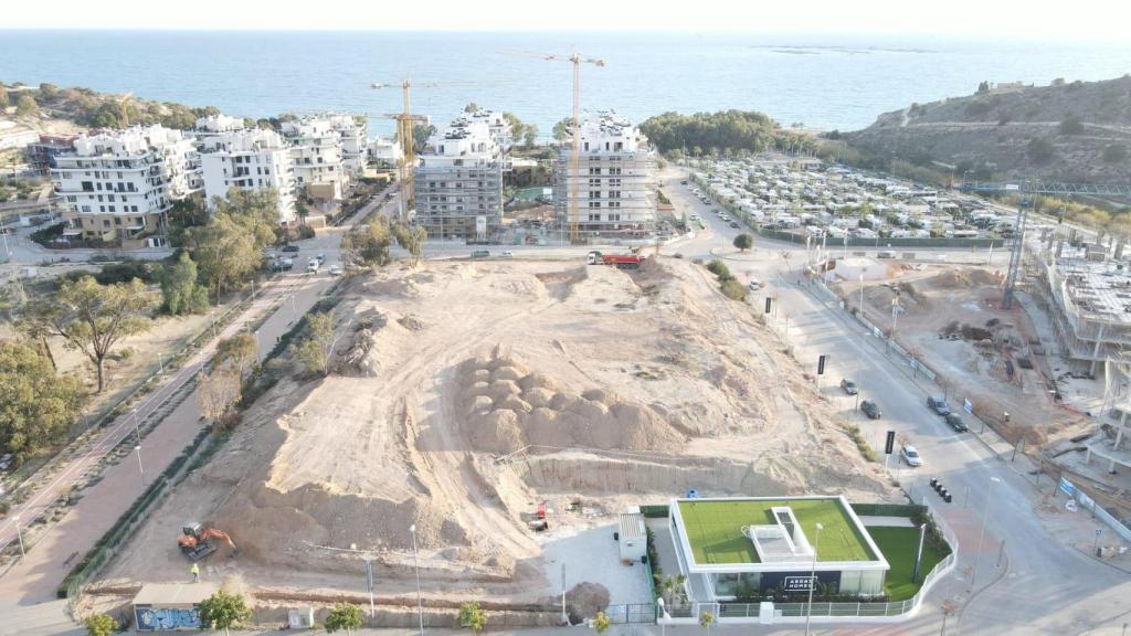 Imagen aérea de la parcela de la promoción Orizonne de AEDAS Homes.