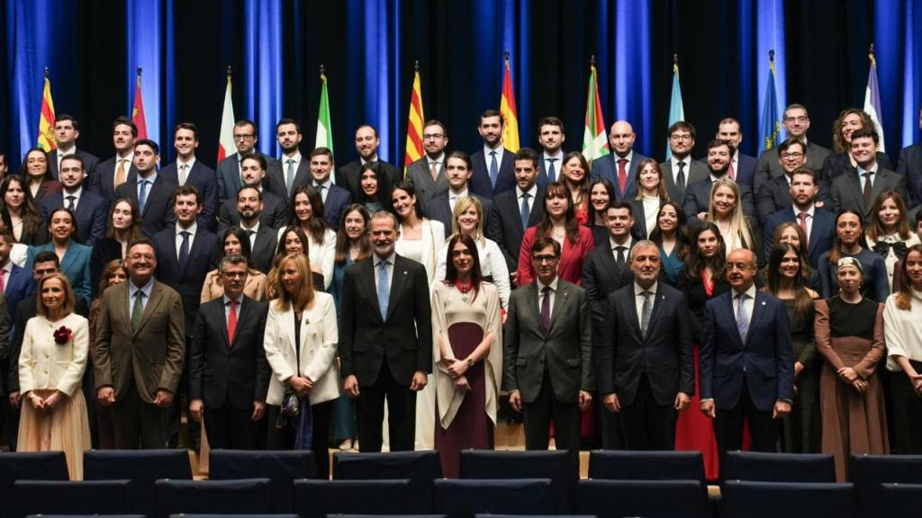 Entrega de despachos de la promoción 73 de jueces.