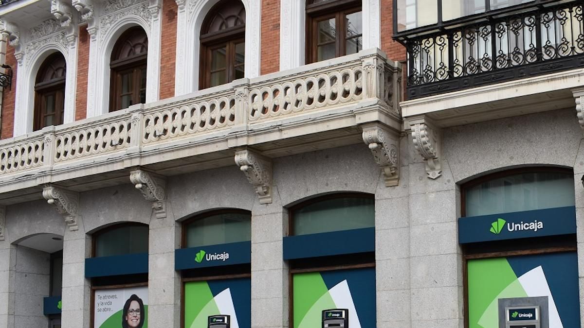 Unicaja cerró 2024 con un beneficio de 573 millones de euros, más del ...