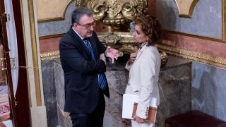 Sánchez justifica dar el palacete de París al PNV por la estrecha vinculación entre el PNV y la empresa que lo compró