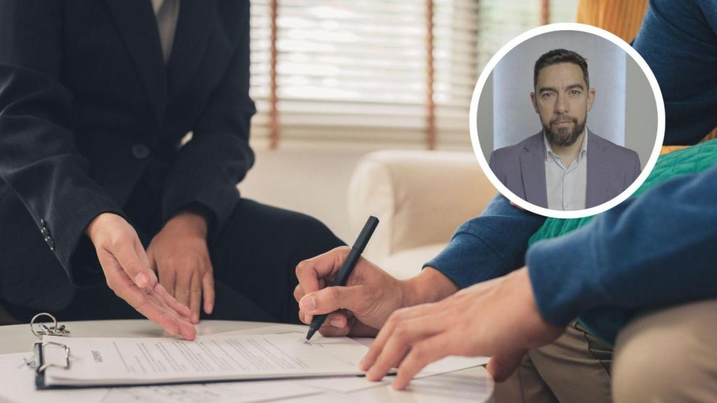 David Jiménez en un montaje con personas recibiendo una herencia.