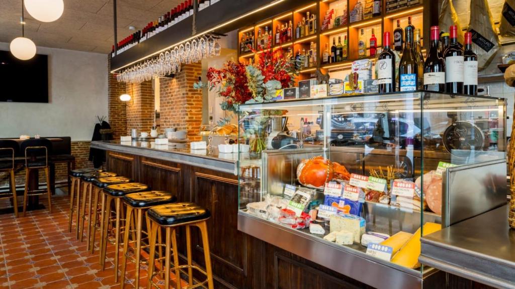 Barra de Martín Tostón.