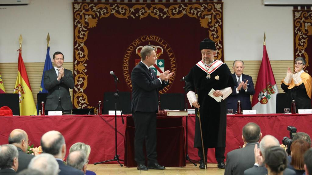 Otro momento de la sesión solemne.